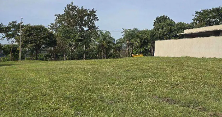 Terreno plano com vista livre no Condomínio Royal Park por R$ 1.702.000,00