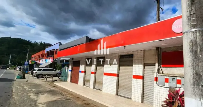 Ponto comercial para alugar na Estrada União e Indústria, Bonsucesso, Petrópolis