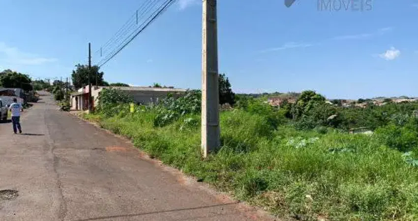 Terreno - Em rua Centro