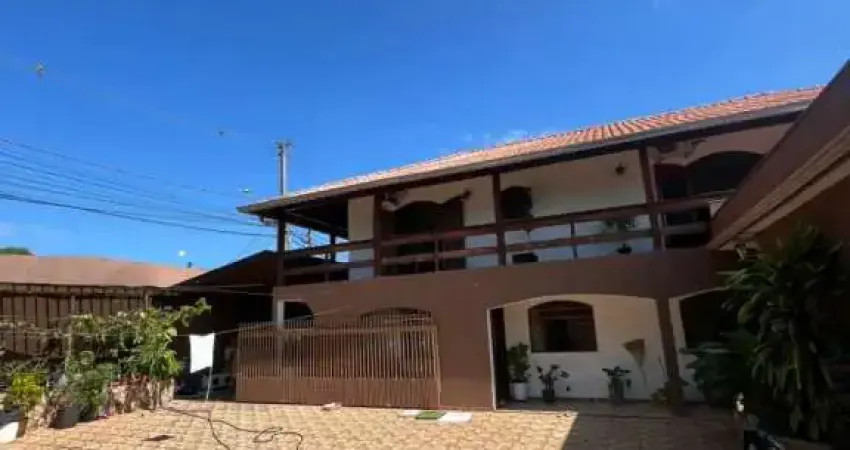 SOBRADO IMPECÁVEL E AMPLO PARA ACOMODAR TODA A FAMÍLIA ZONA LESTE DE LONDRINA