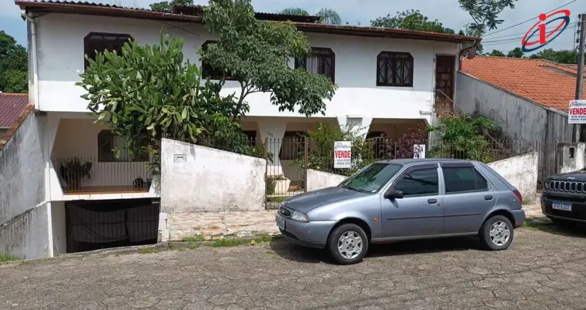 Casa para Venda em Blumenau, Salto do Norte, 5 dormitórios, 2 suítes, 1 banheiro, 4 vagas