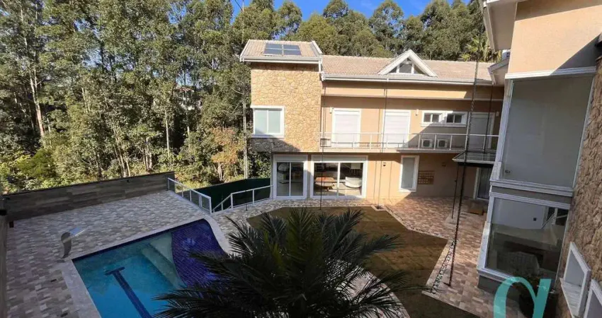 Casa com 5 quartos para alugar no Centro Comercial Jubran, Barueri