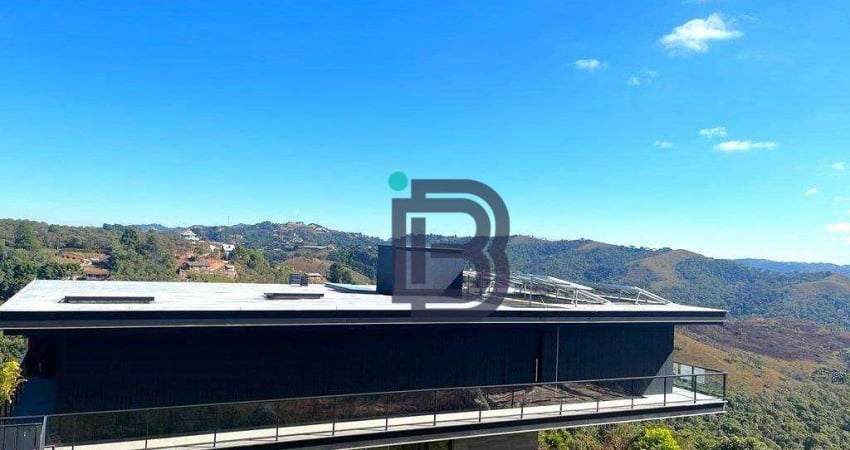 Vende Casa Condomínio Florestal Club em Campos do Jordão/SP