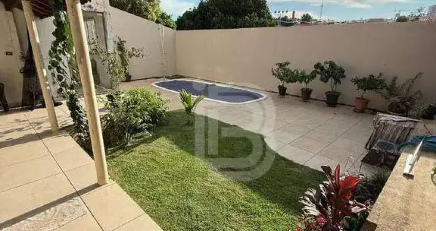 Casa com 2 dormitórios à venda, 158 m² por R$ 780.000,00 - Parque Residencial Eloy Chaves - Jundiaí/SP