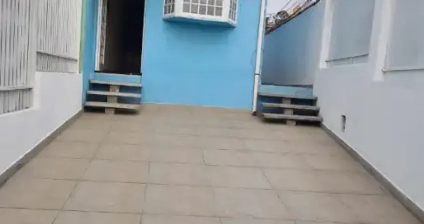 Excelente sobrado com 03 dormitórios sendo uma suíte em Jandira