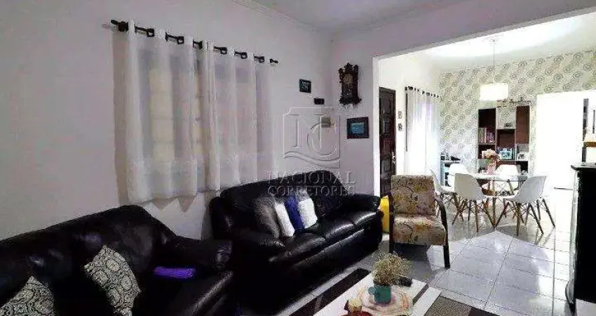 Casa com 3 dormitórios à venda, 210 m² por R$ 690.000,00 - Parque Oratório - Santo André/SP