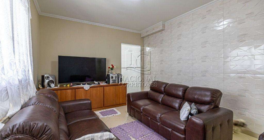 Casa com 2 dormitórios à venda, 200 m² por R$ 750.000,00 - Parque Oratório - Santo André/SP