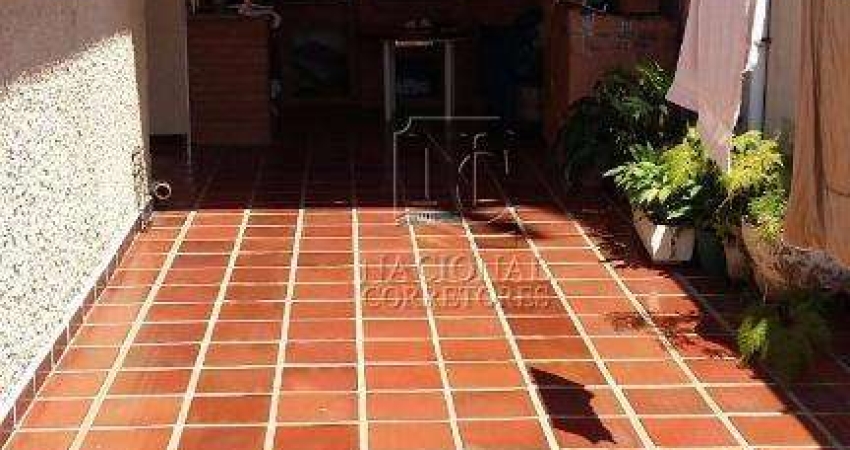 Casa com 3 dormitórios à venda, 210 m² por R$ 850.000,00 - Vila Metalúrgica - Santo André/SP