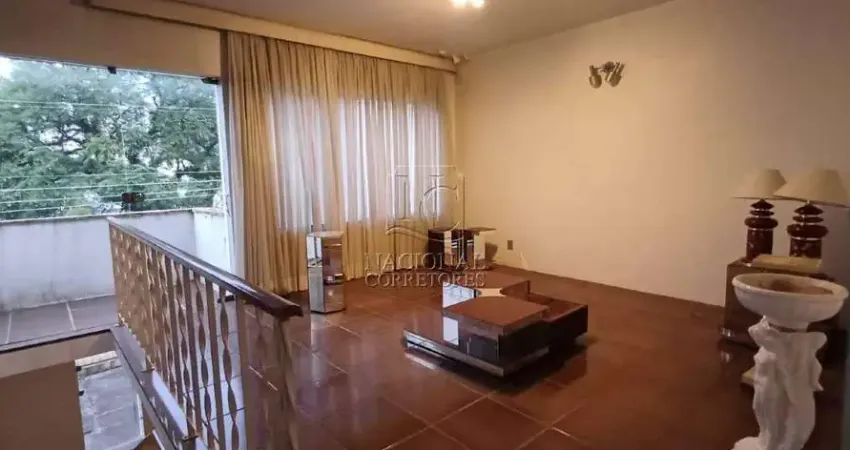 Sobrado à venda, 3 quartos, 3 suítes, 3 vagas, Centro - Santo André/SP
