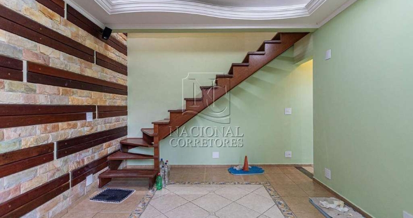 Sobrado de 150m² de área útil à venda no Príncipe de Gales