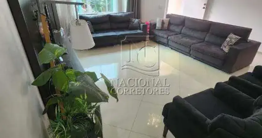 Lindo sobrado 3 suítes, 6 vagas com 248m² no bairro Olímpico em São Caetano do Sul