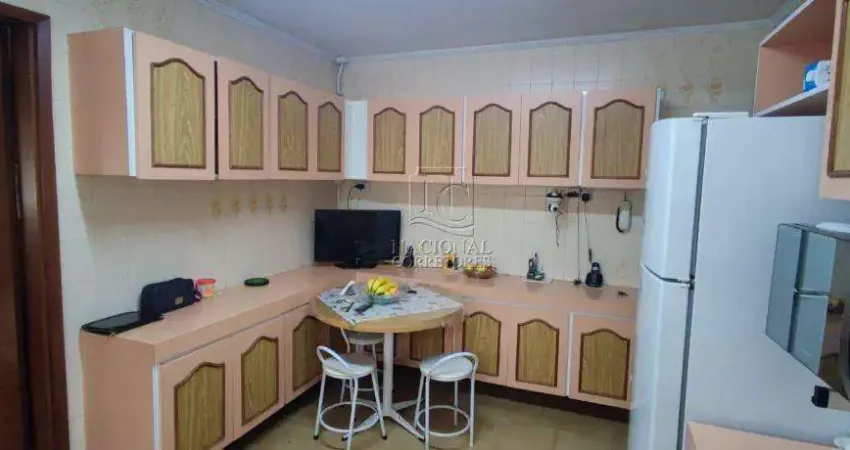 Casa para aluguel, 4 quartos, 1 suíte, 5 vagas, Vila Valparaíso - Santo André/SP
