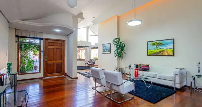 Casa com 6 quartos à venda na Tristeza, Porto Alegre