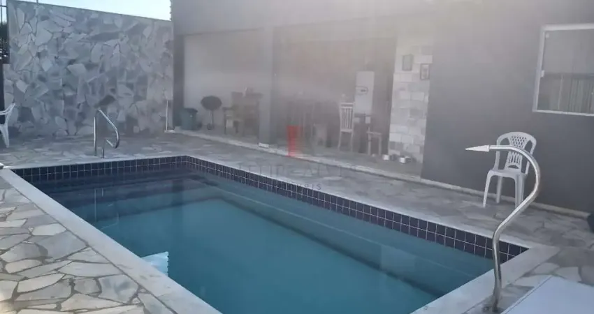 Magnífica casa de luxo em condomínio no Solaris, Boituva-SP! 5 quartos, 5 suítes, 3 salas, 7 banheiros, 2 vagas, 220m².