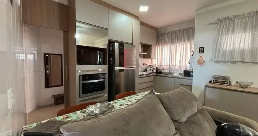 Apartamento à venda em Boituva-SP, bairro Faculdade: 2 quartos, 2 salas, 2 banheiros, 2 vagas, 125m². Venha conferir!