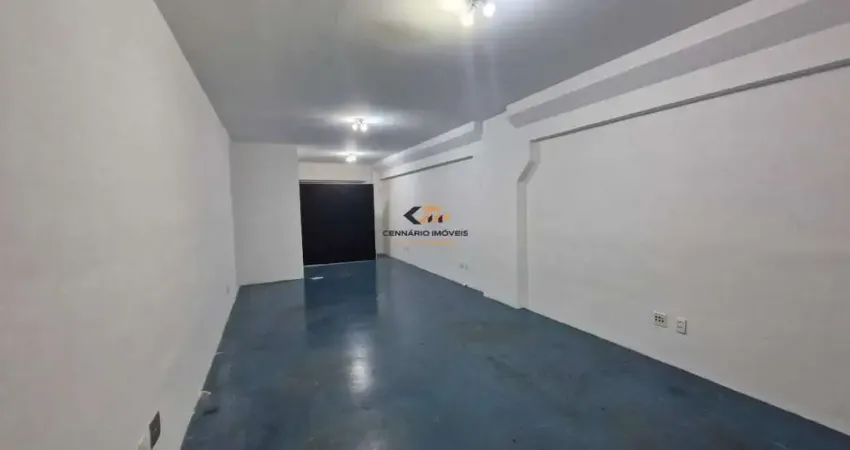 Sala com 45m2 para locação atrás do Hospital Biocor, ótima localização.