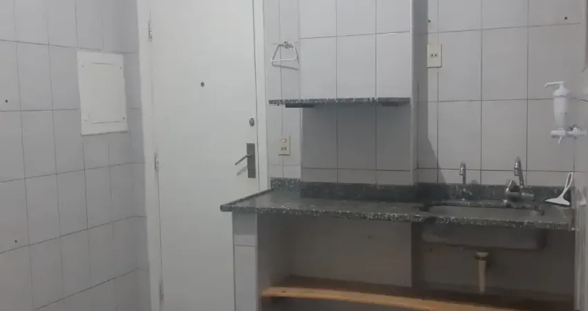 Apartamento com dois dormitórios a venda , centro de Campinas/SP