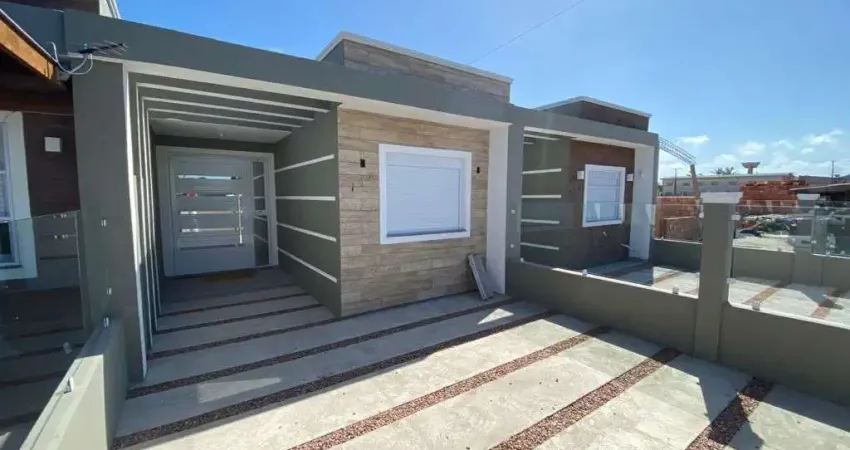 Casa nova com 2 Dormitórios sendo 1 Suíte próximo ao mar em Tramandaí