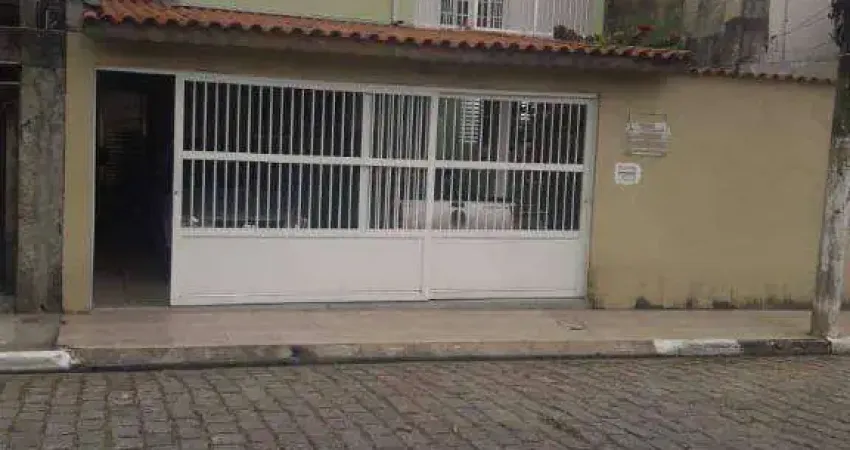 Sobrado com 3 dormitórios à venda, 150 m² por R$ 800.000 - Perto da Prefeitura - Vila Figueira - Suzano/SP