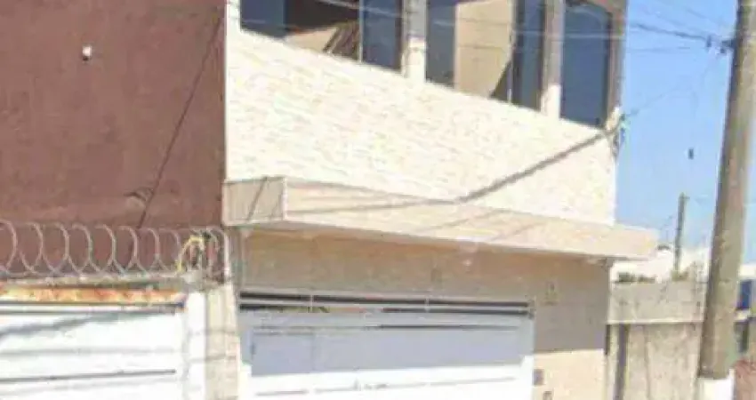 Sobrado com 6 dormitórios (3 na parte de baixo e 3 na parte de cima) à venda, 289 m² por R$ 1.000.000 - Jardim Quaresmeira - Suzano/SP