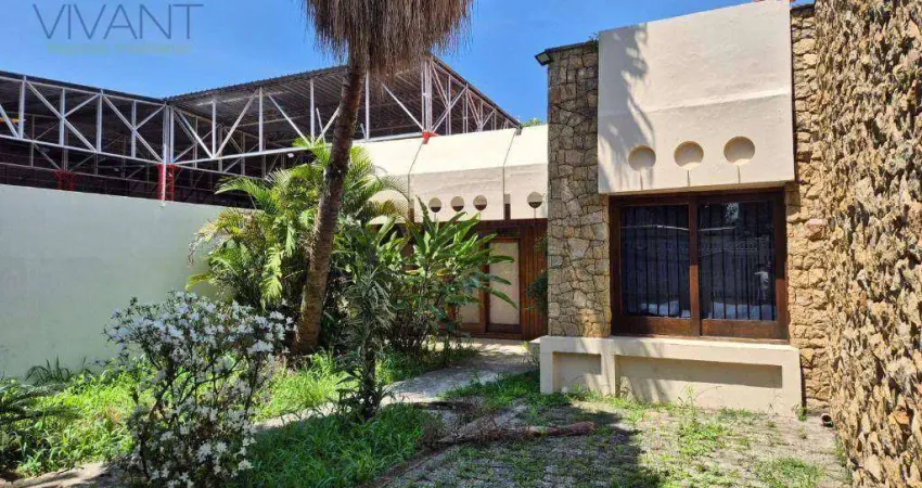 Casa com 3 dormitórios para alugar, 420 m² por R$ 26.450,00/mês - Conjunto Residencial Irai - Suzano/SP