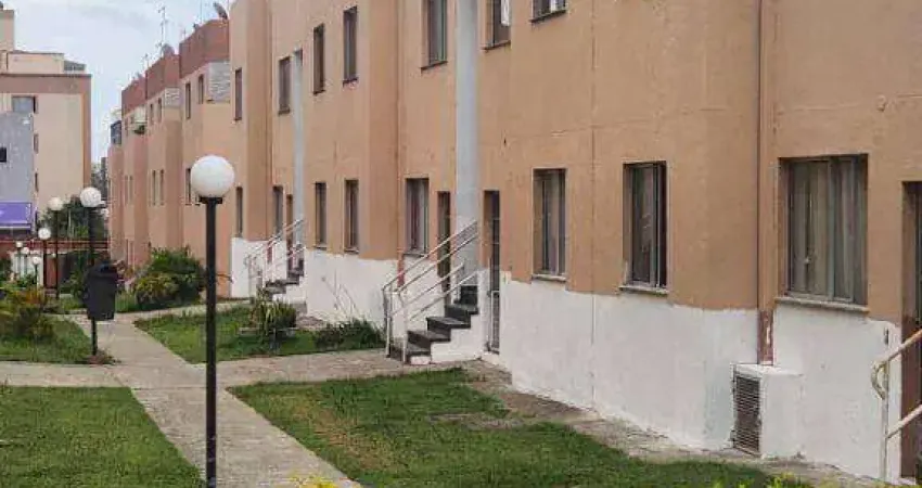 Apartamento com 2 dormitórios à venda, 71 m² por R$ 300.000,00 - Vila Urupês - Suzano/SP