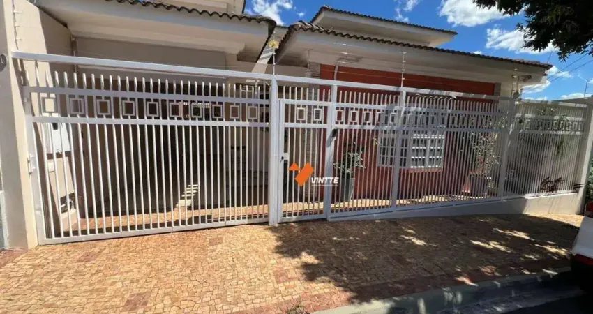 Casa com 3 dormitórios à venda, 201 m² por R$ 560.000 - Parque São Matheus - Presidente Prudente/SP