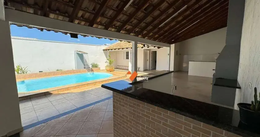 Casa com 3 dormitórios à venda, 270 m² por R$ 590.000 - Vila Formosa - Presidente Prudente/SP