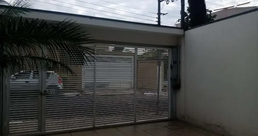 Sobrado moderno com suíte e 2 vagas em ótima localização na vila lúcia