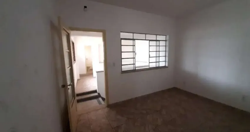 Casa com 5 quartos para alugar na Vila Alpina, São Paulo 