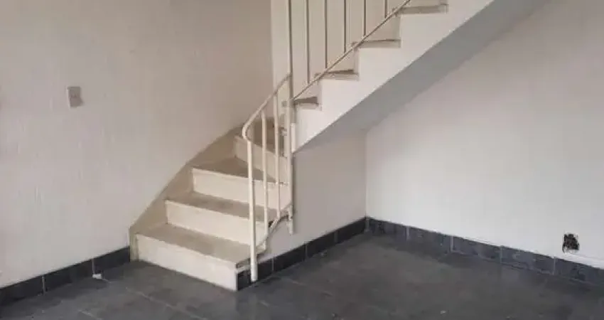 Sobrado com 2 dormitórios à venda na vila lúcia - excelente localização e ótimo potencial!