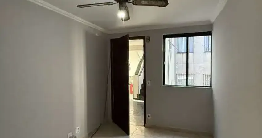 Apartamento com 2 dormitorios e 1 vaga de garagem- Vila Prudente