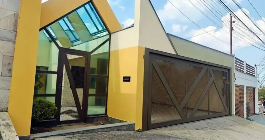 Casa térrea com projeto exclusivo 250m² de terreno 200m² construídos  projeto assinado pelo renomado