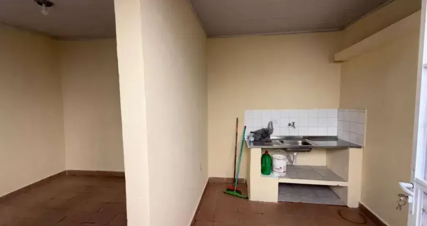 Casa com 1 quarto para alugar na Vila Bela, São Paulo 