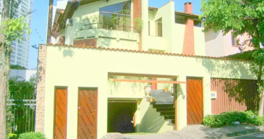 Lindo sobrado com 04 dormitórios e 02 suítes no jardim avelino!