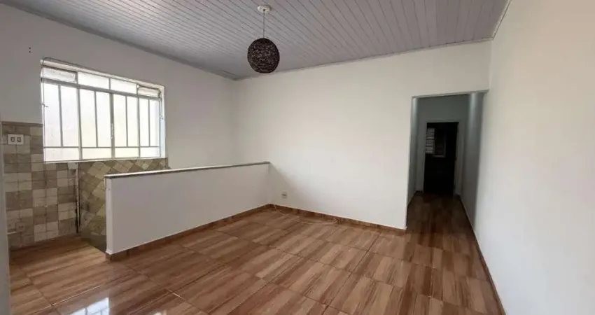 Casa com 2 quartos para alugar na Vila Zelina, São Paulo