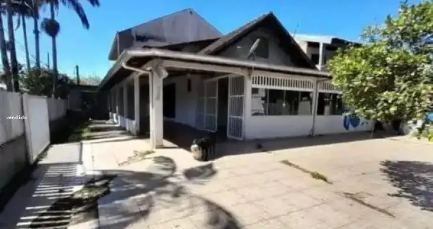 Casa com 3 quartos à venda na Cohapar, Guaratuba