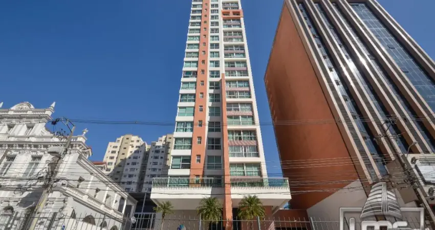 Studio mobiliado no Centro de Curitiba - Condomínio muito bem localizado.