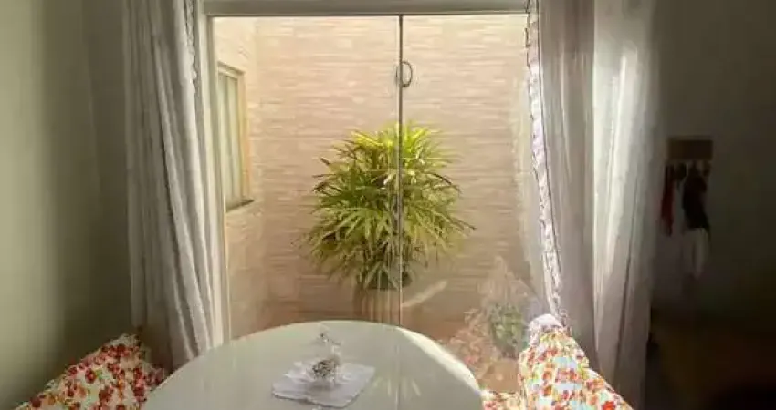 Casa com 3 quartos à venda na Estrada do Guatambu, Vila Silviânia, Carapicuíba