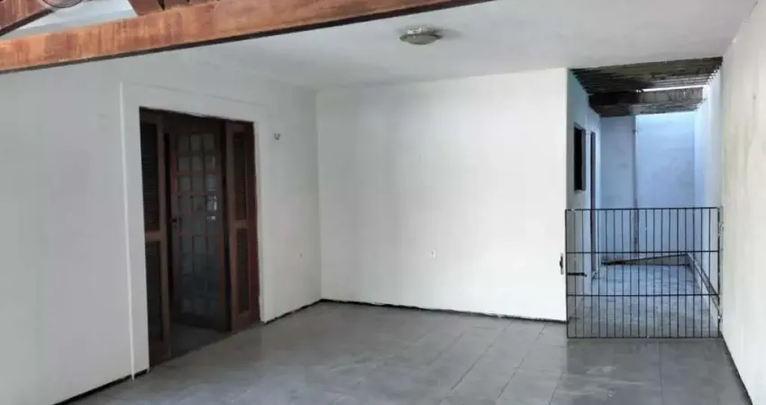 Casa com 4 quartos para alugar na Rua Pindorama, 177, Salinas, Fortaleza