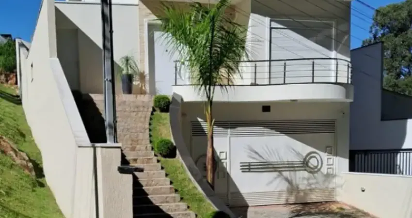 Casa de alto padrão em condomínio fechado – parque itaguaçu da cantareira