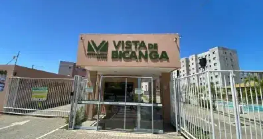 APARTAMENTO TÉRREO COM QUINTAL NO VISTA DE BICANGA Reformado e pronto para morar!