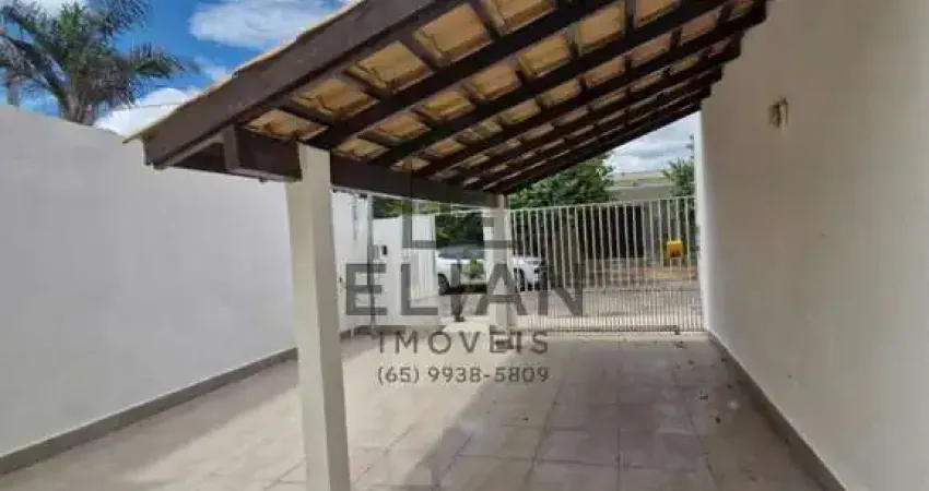 Casa no Saanta Cruz: 3 quartos, 1 suíte, 1 sala, 180 m² de área. Confira!
