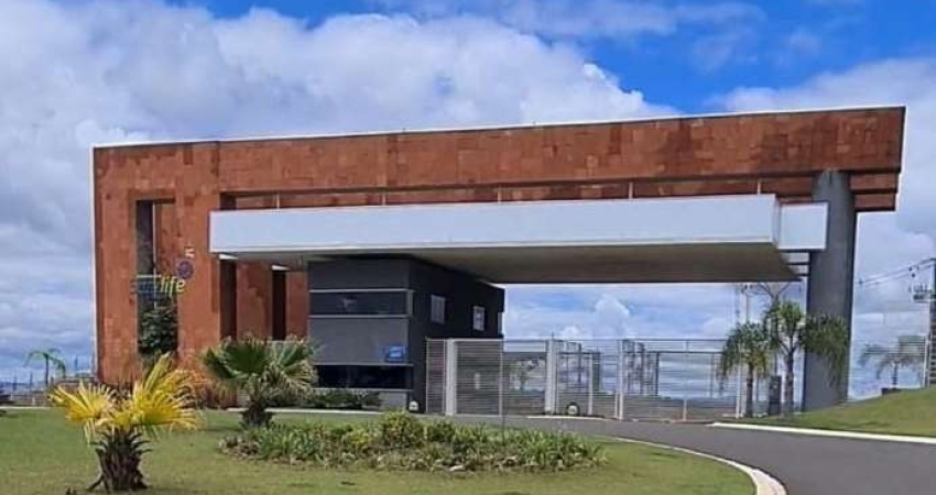 Terrenos à Venda no Condomínio Residencial Safelife Cortez
