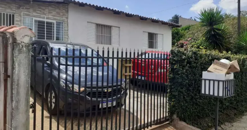 CASA EM UVARANAS