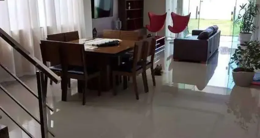 Casa para Venda em Rio das Ostras, Extensão do Bosque, 4 dormitórios, 2 suítes, 3 banheiros, 5 vagas