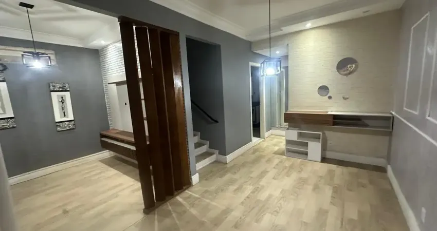 Casa vila di capri  3 quartos s/2 suítes sala com 2 ambientes cozinha com armários  lavabo dispensa escritório fundo com churrasqueira  valor 699 mil