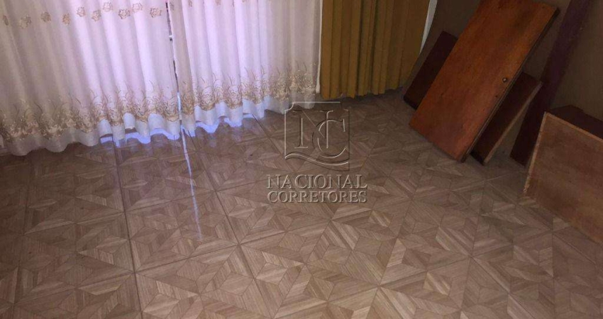 Sobrado com 3 dormitórios à venda, 250 m² por R$ 1.050.000,00 - Parque Oratório - Santo André/SP