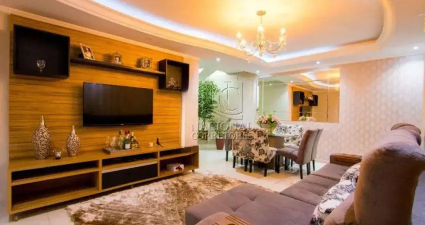 Sobrado com 3 dormitórios à venda, 323 m² - Vila Scarpelli - Santo André/SP