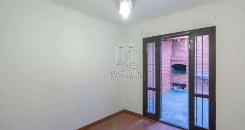 Sobrado com 3 dormitórios à venda, 163 m² por R$ 840.000,00 - Santa Maria - Santo André/SP